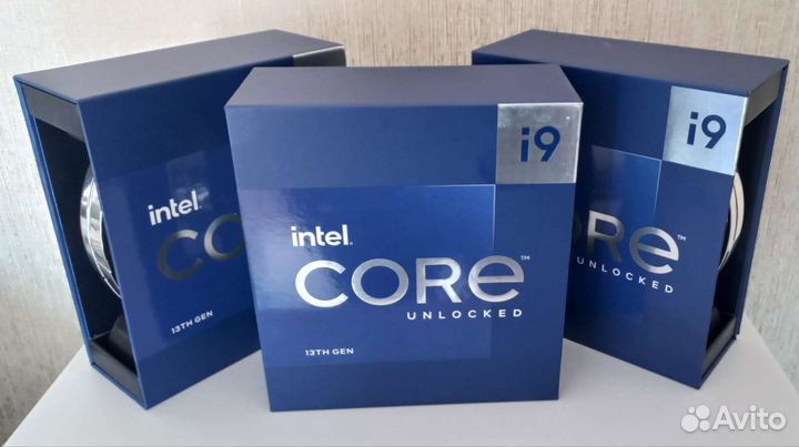Коробки от процессоров i9 13900K/12900K