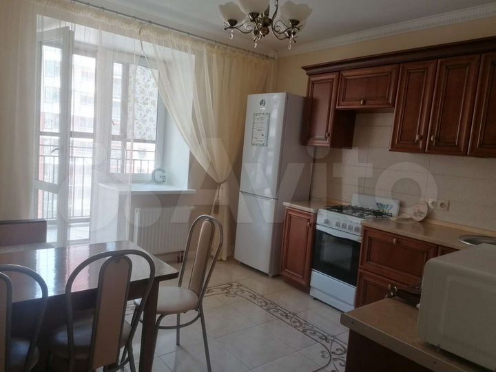 1-к. квартира, 43 м², 7/10 эт.