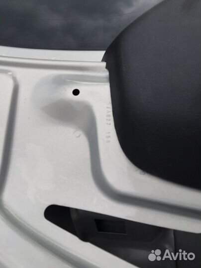 Крышка багажника skoda rapid