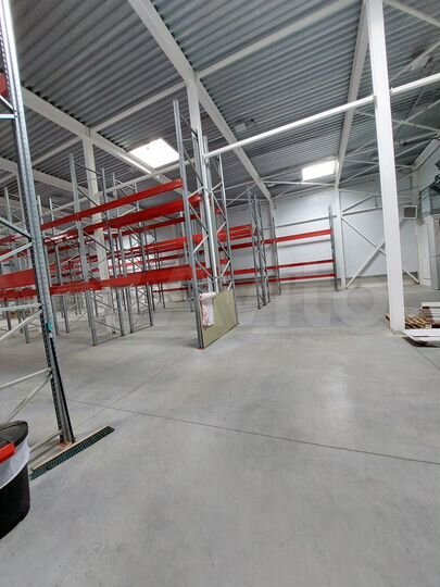 Склад, 700 м²