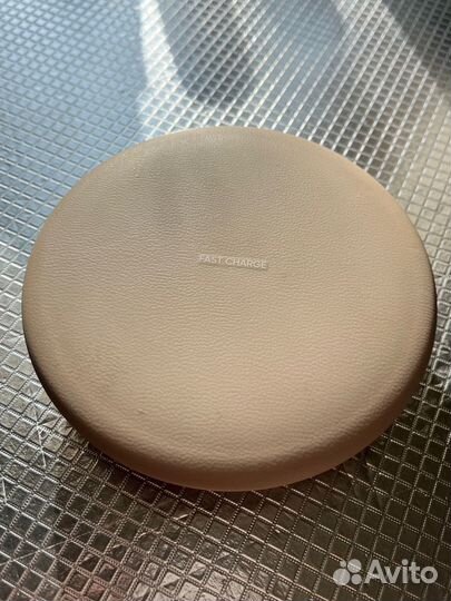 Беспроводное зарядное устройство Samsung EP-PG950