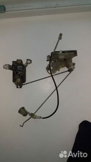 Mitsubishi pajero замок багажника