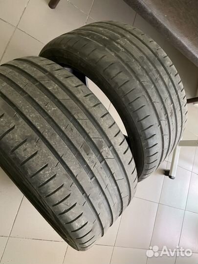 Nokian Tyres Hakka Black 2 245/40 R17