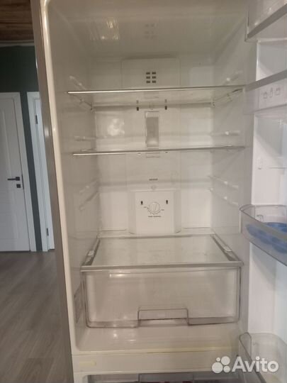 Холодильник бу lg