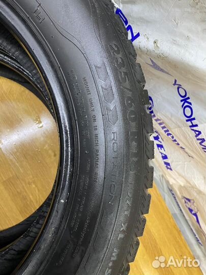 Nokian Tyres Hakkapeliitta 1 235/60 R18