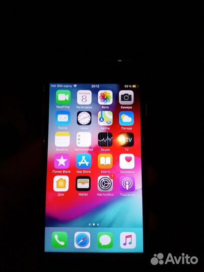 Телефон iPhone 6