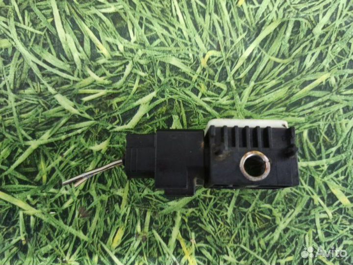 Датчик airbag Mazda 3 Bk седан 1.6 2007