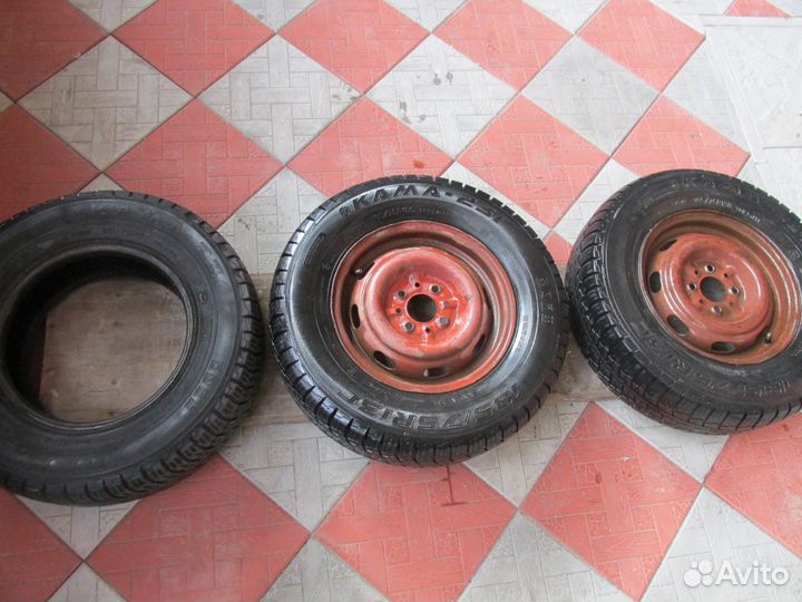 Продам шины с дисками, шину