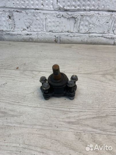 Шаровая опора передняя правая Ssangyong Kyron DJ