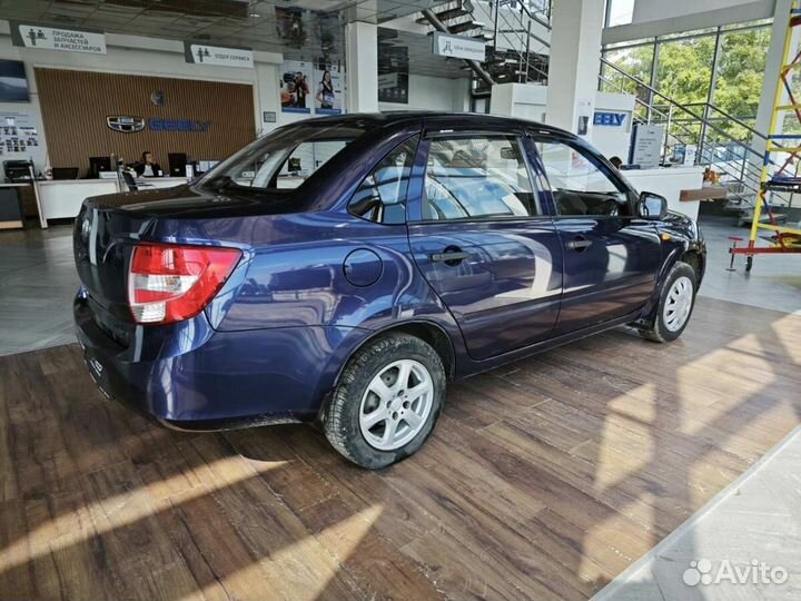 LADA Granta 1.6 МТ, 2012, 38 015 км