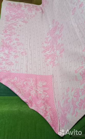 Простыни,наволочки,скатерти,покрывало,одеялаСССР
