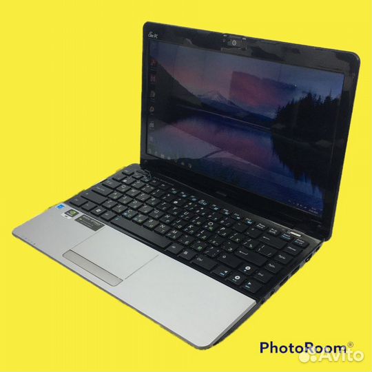 Нетбук asus Eee PC 1215N
