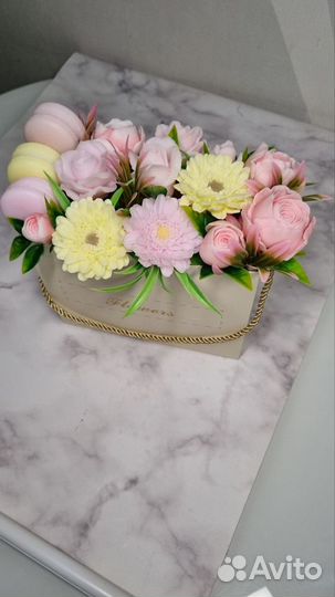 Подарки. Мыло ручной работы. Цветы из мыла