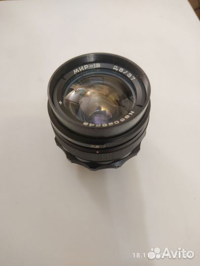 Объектив мир-1В