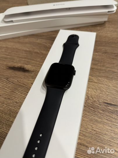 Часы apple watch se 44 mm