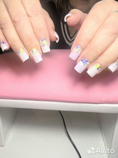 Услуги маникюра