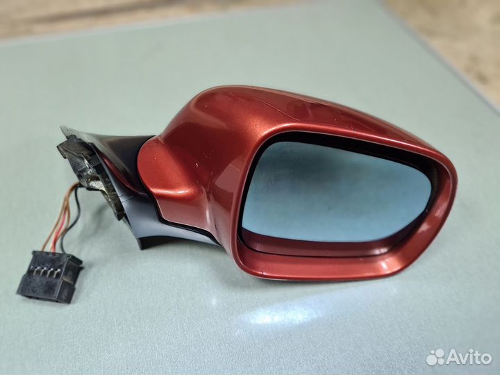 Правое боковое зеркало Audi A4