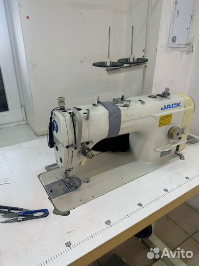 Швейная машинка