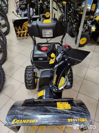Снегоуборщик champion ST1170BS