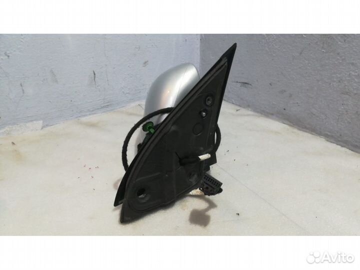 Зеркало volkswagen jetta 5 правое
