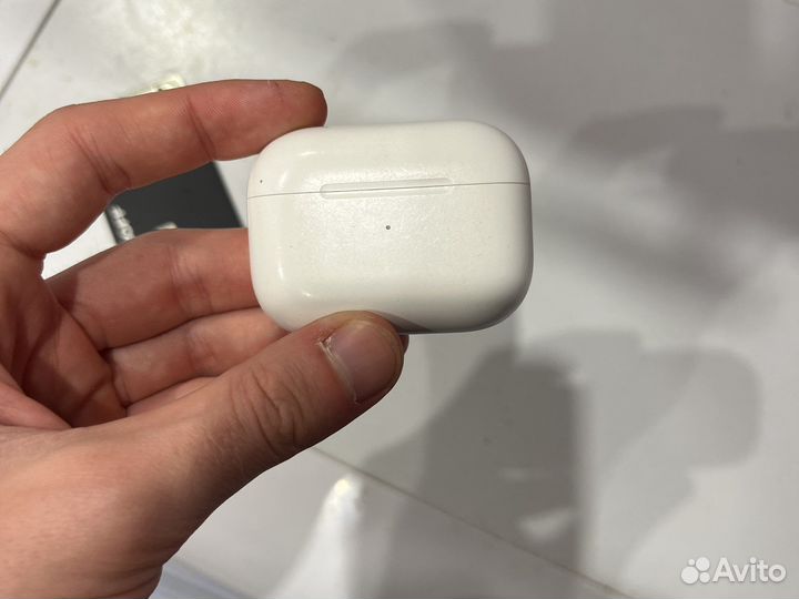 Эирподс про