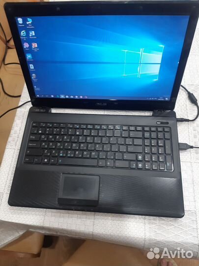 Ноутбук asus