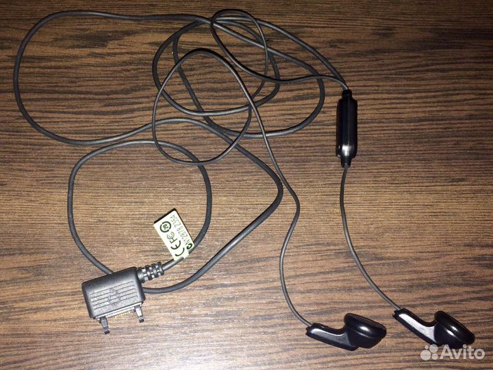 Проводная гарнитура для Sony Ericsson HPM-60