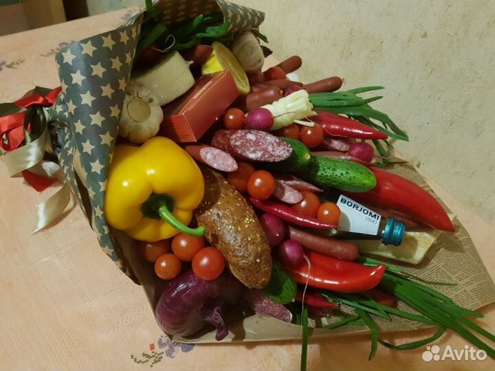 Букет учителю из орехов и сухофруктов