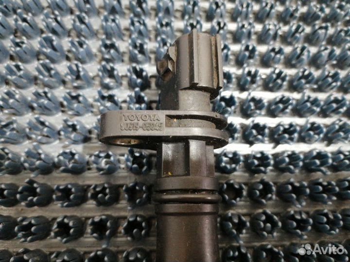 Датчик положения коленвала Toyota Allex