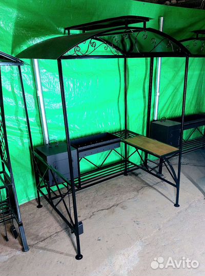 Мангал с печью под казан и крышей