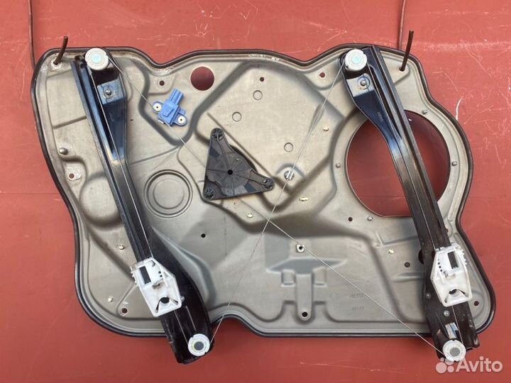 Механизм стеклоподъемника передний правый Skoda