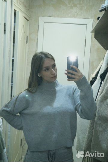 Пуловер женский