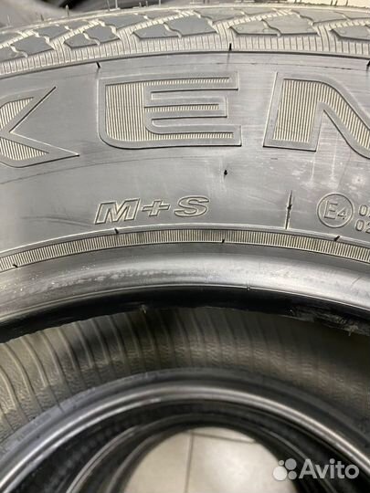 Nexen Roadian AT 4X4 RA7 265/65 R17 112T