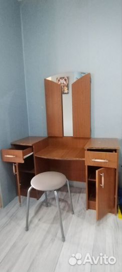 Трельяж с зеркалом/туалетный столик/косметический