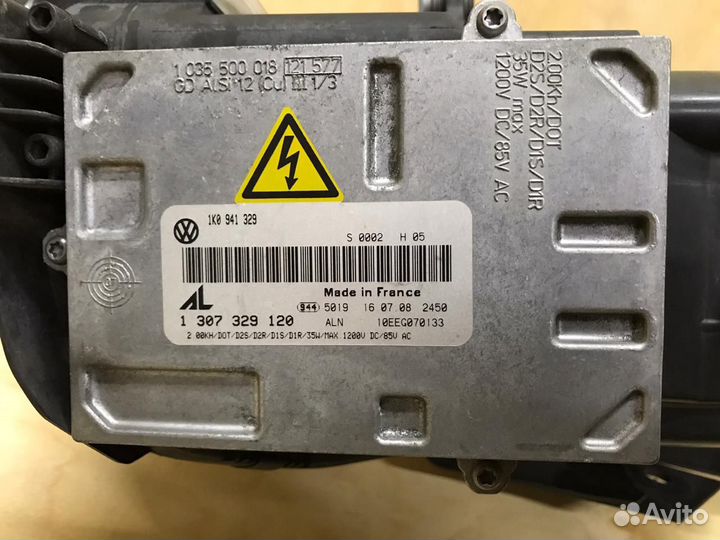 Фара передняя правая биксенон адаптив VW Passat CC