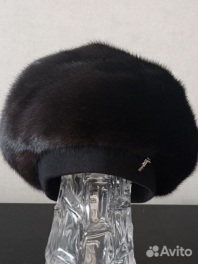 Берет женский норковый