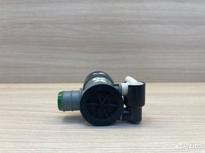 Насос стеклоомывателя LADA X-Ray