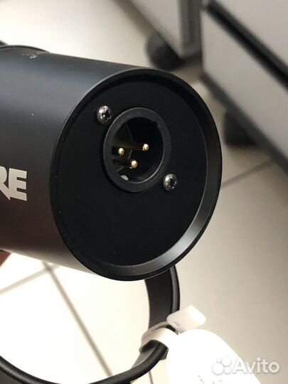 Микрофон Shure Motiv MV7X