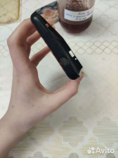 Чехлы на телефон