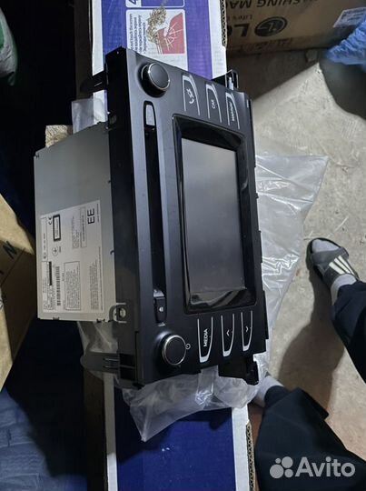 Продам головное устройство Toyota Haghlander 2016