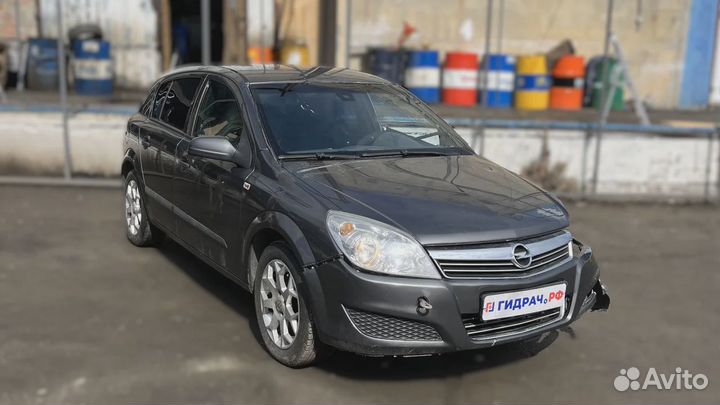 Педаль тормоза Opel Astra (H) 5560328