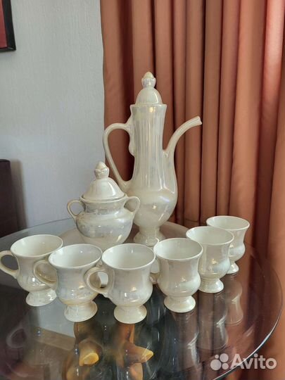 Кофейный фарфоровый сервиз