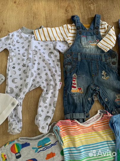 Пакет фирменных вещей