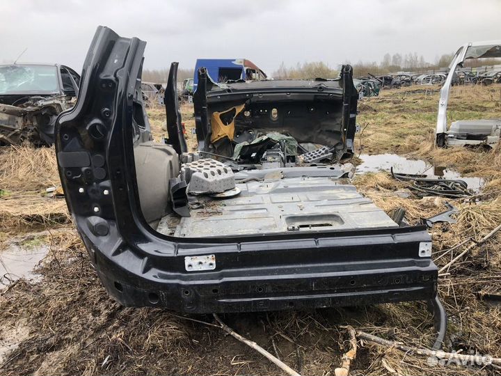 Панель задняя Volvo Xc 90 2002 2015