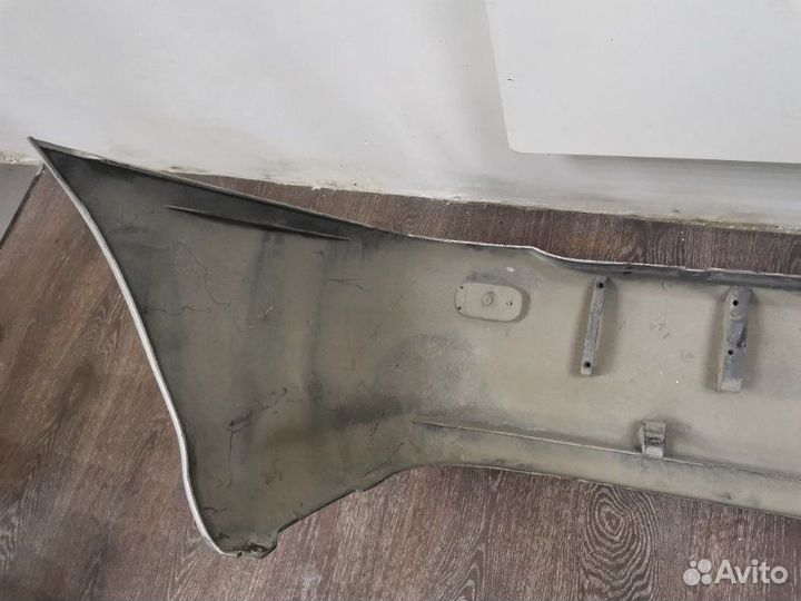 Бампер задний Toyota Ipsum