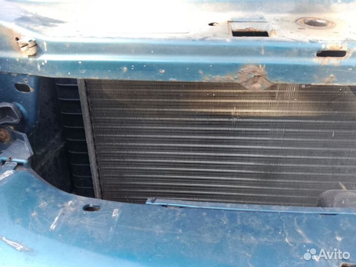 Радиатор охлаждения Опель омега б