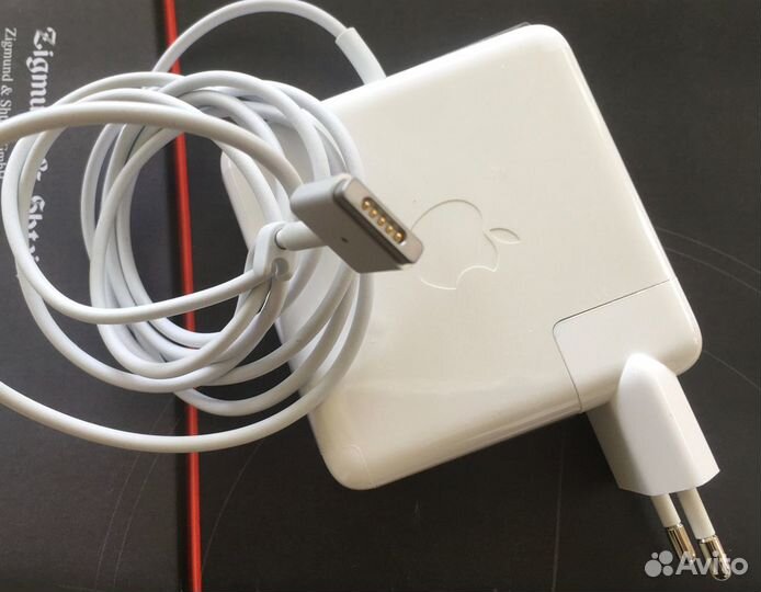 Сетевой адаптер Apple 85W MagSafe 2 Power Adapter