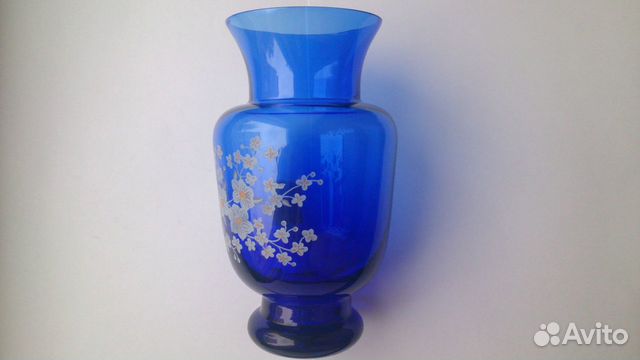 Ваза - синее стекло (с рисунком)
