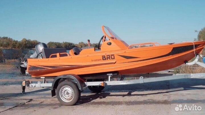 Лодка BRO console S 4.2
