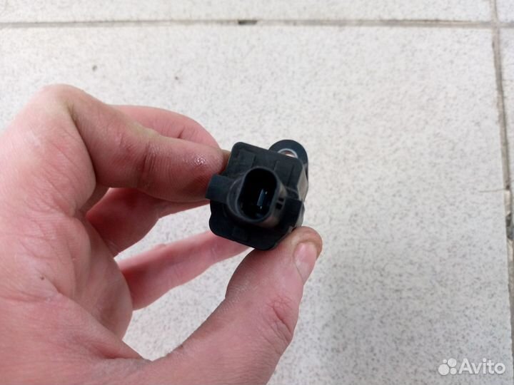 Клапан электромагнитный изменения фаз грм BMW 5